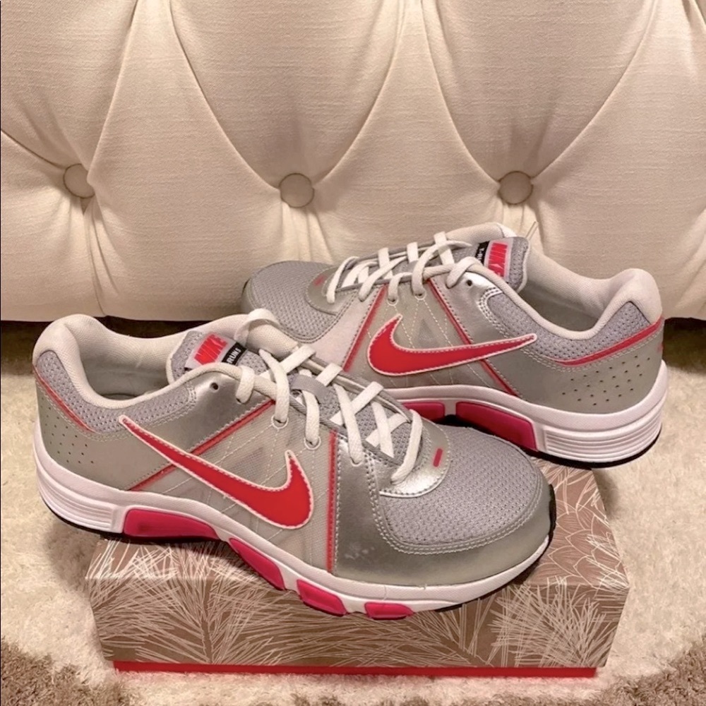 NIKE Women’s/Girls T-Run Sneaker